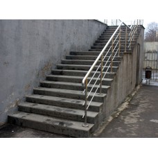 Ремонт бетонной лестницы возле ТЦ в Солнечногорске